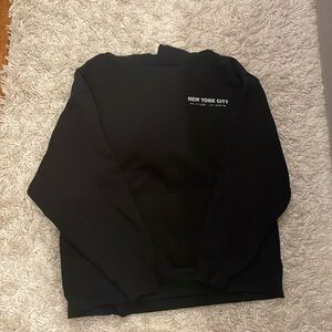 Black New York Hoodie
Never Worn
Message me for negotiation